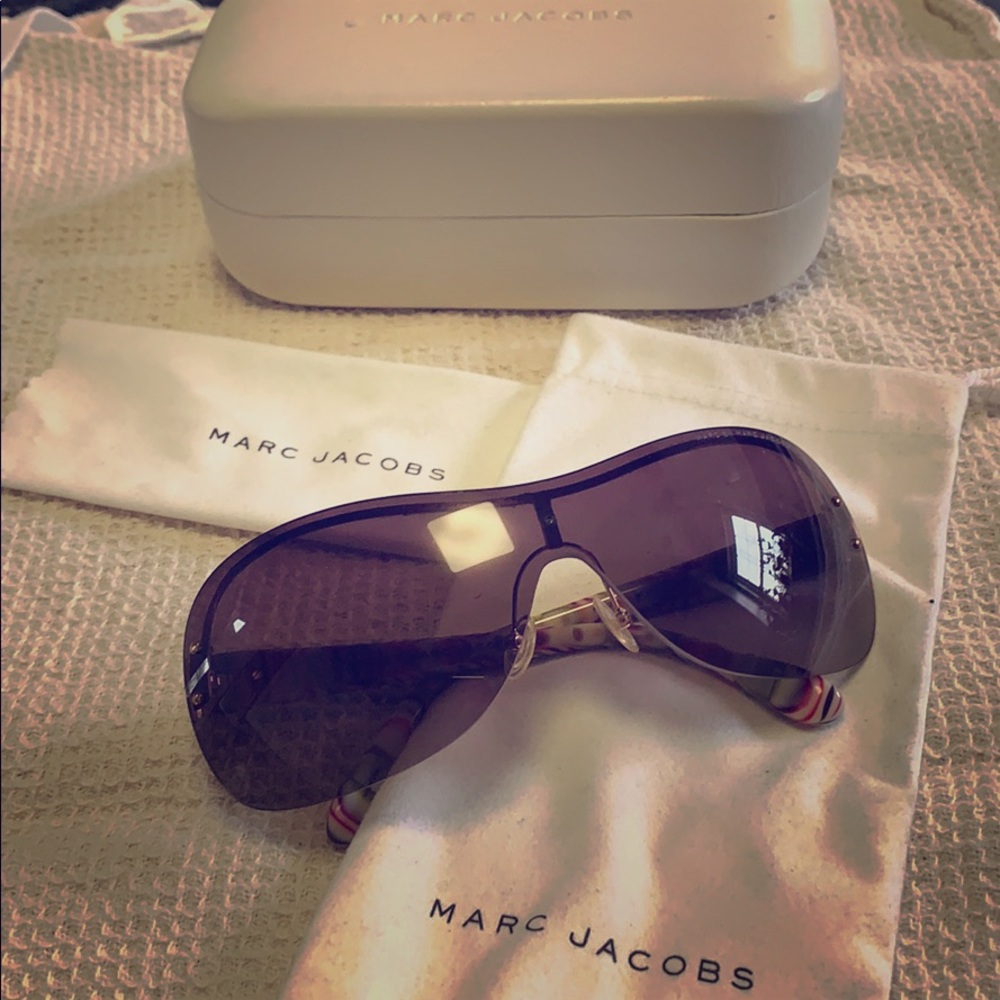 Marc Jacobs sunglasses